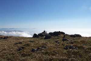 Xtrallusion offers independent self-guided Walking, Adventure, Activity, Skiing and Paragliding Holiday itineraries on the Italian Rivieras, in the Italian Lakes, in the Italian Alps and in some of the most beautiful corners of Italy.